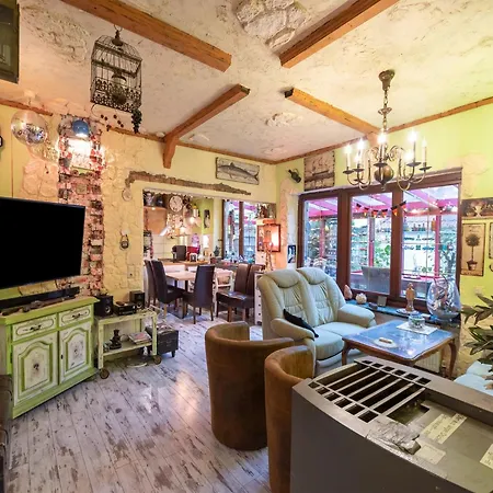 Mit Wintergarten In Wismar, Cleaning Included Appartamento *