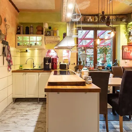Mit Wintergarten In Wismar, Cleaning Included *